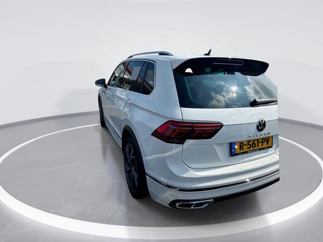 Volkswagen TIGUAN 1.5 Tsi 150pk DSG R-Line Business+ · Camera · Keyless · Elek. Achterklep · Apple/Android Car Play · 20'' Inch · Garantie t/m 17-11-2026 of 100.000km