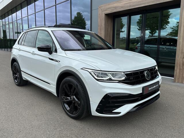 Volkswagen TIGUAN 1.5 TSI 150pk DSG R-Line Blackstyle | Panoramadak | Trekhaak | Rijklaar incl. 1 jaar Bovag garantie