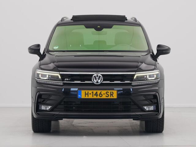 Volkswagen TIGUAN Allspace 1.5 150pk DSG TSI Highline Business R Trekhaak Panoramadak Parkassist Stoelverwarming Camera Virtual Cockpit Carplay 235