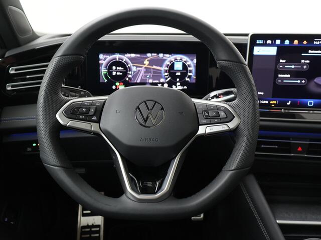 Volkswagen TIGUAN 1.5 eHybrid 150kW/204pk R-Line Edition DSG | Trekhaak met wegklapbare kogel | Stoel- & stuurwielverwarming | Panoramadak |
