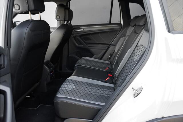 Volkswagen TIGUAN 1.4 TSI eHybrid R-Line Black Pack ACC Camera Elek. Trekhaak