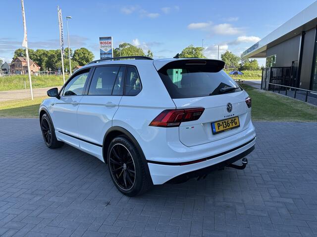 Volkswagen TIGUAN 1.4 TSI 150pk R-Line Trekh. I Navi I carplay