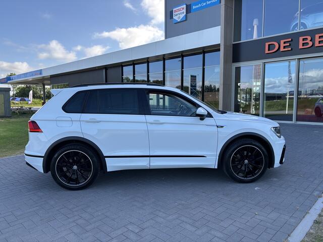 Volkswagen TIGUAN 1.4 TSI 150pk R-Line Trekh. I Navi I carplay