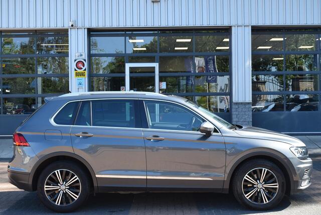 Volkswagen TIGUAN 1.4 TSI Comfortline Business R Navi Panodak Leder Km 79.000!!