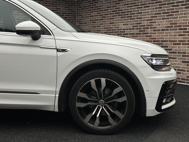 Volkswagen TIGUAN 1.5 TSI ACT R-Line Highline | Dak| Adaptieve cruise| LED| Virtual dash| NL Auto|