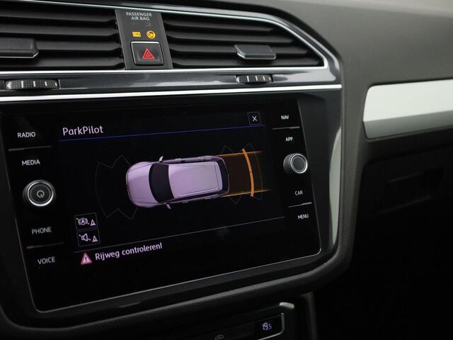 Volkswagen TIGUAN 1.4TSI/125PK Comfortline · Navigatie · Parkeersensoren · Trekhaak