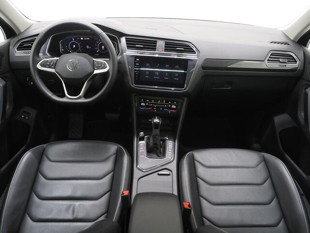Volkswagen TIGUAN 1.4 TSI eHybrid Elegance Exclusive | Panoramadak | 360 | Keyless | Adaptive Cruise | Carplay | Trekhaak