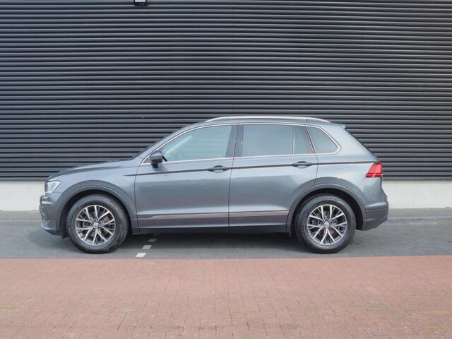 Volkswagen TIGUAN 1.4 TSI ACT Comfortline Business | Clima | Adap. Cruise | Navi | Velours | Carplay | PDC V+A | Stoelverw. | Trekhaak |