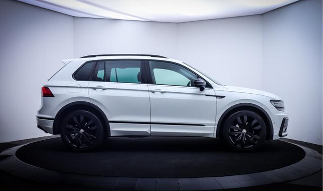 Volkswagen TIGUAN 1.4TSI 150Pk R-LINE FULL LED | VIRTUAL | CAMERA | CARPLAY | NAVI | STOELVERW | CRUISE | PDC V+A | LMV 20''
