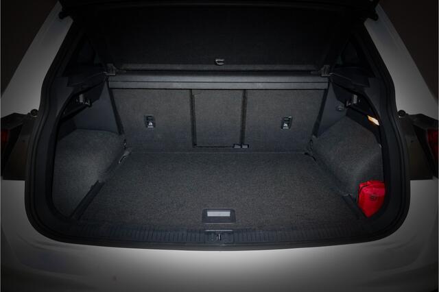 Volkswagen TIGUAN 1.4TSI 150Pk R-LINE FULL LED | VIRTUAL | CAMERA | CARPLAY | NAVI | STOELVERW | CRUISE | PDC V+A | LMV 20''
