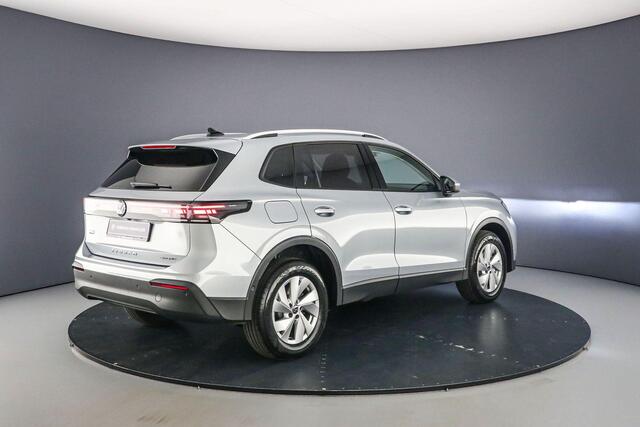 Volkswagen TIGUAN Life Edition 1.5 TSI eHybrid 204pk DSG Automaat Adaptive cruise control, Elektrische achterklep, Achteruitrijcamera, LED verlichting, App connect, Airco, Stoelverwarming
