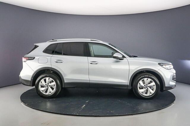 Volkswagen TIGUAN Life Edition 1.5 TSI eHybrid 204pk DSG Automaat Adaptive cruise control, Elektrische achterklep, Achteruitrijcamera, LED verlichting, App connect, Airco, Stoelverwarming
