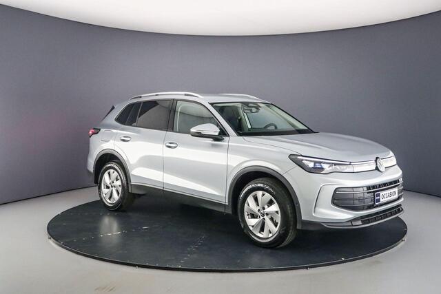 Volkswagen TIGUAN Life Edition 1.5 TSI eHybrid 204pk DSG Automaat Adaptive cruise control, Elektrische achterklep, Achteruitrijcamera, LED verlichting, App connect, Airco, Stoelverwarming