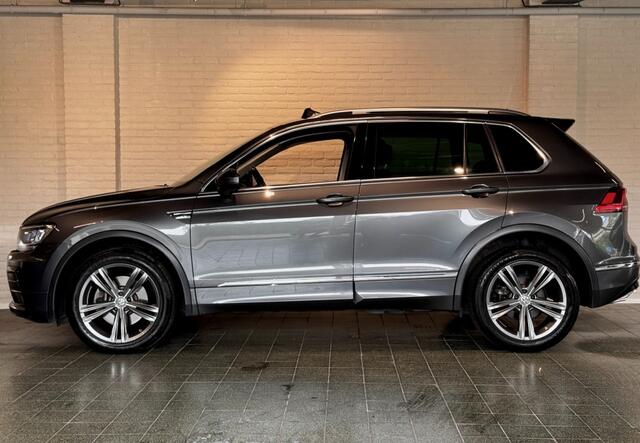 Volkswagen TIGUAN 2.0 TSI 4Motion Highline Business R 220pk Pano Virtual Alcantara 19 inch