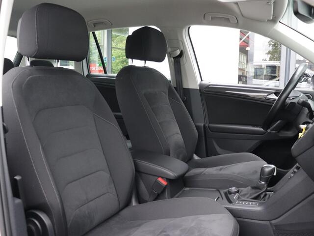 Volkswagen TIGUAN 2.0 TSI 4Motion Highline Business R | Camera | Carplay & Android auto | Stoelverwarming | Spraakbediening | Elektrisch uitklapbare trekhaak |