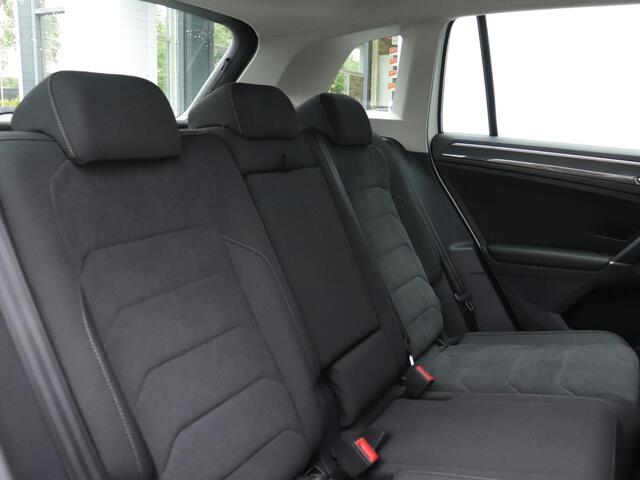 Volkswagen TIGUAN 2.0 TSI 4Motion Highline Business R | Camera | Carplay & Android auto | Stoelverwarming | Spraakbediening | Elektrisch uitklapbare trekhaak |