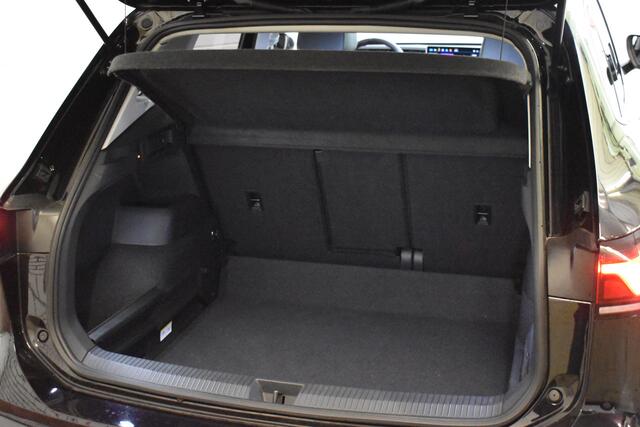 Volkswagen TIGUAN 1.5 eTSI DSG LIFE EDITION CAMERA/NAVI/TREKHAAK