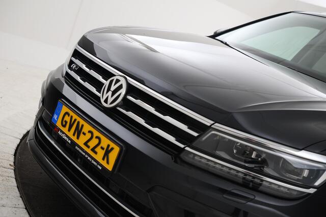 Volkswagen TIGUAN Allspace 1.5 TSI Highline Business R Platinum, Panorama, Virtual, Trekhaak, 5 Persoons