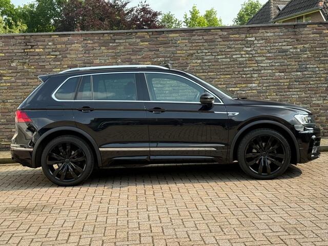 Volkswagen TIGUAN 1.5 TSI Automaat R-Line Panodak 20 Inch LED