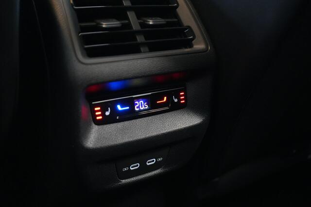 Volkswagen TIGUAN 1.5 TSI R-Line | MASSAGE | 360° CAMERA | H&K | PANO