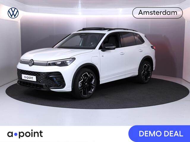 Volkswagen TIGUAN R-Line-Edition 1.5 eHybrid 200 kW / 272 pk SUV 6 v Panoramadak | Navigatie | Parkeersensoren | Camera