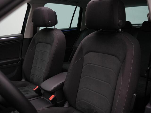 Volkswagen TIGUAN Elegance 1.4 TSI eHybrid 245 pk DSG | Pano | Adaptive Cruise Control | Achteruitrijcamera | Stoelverwarming | 18 inch