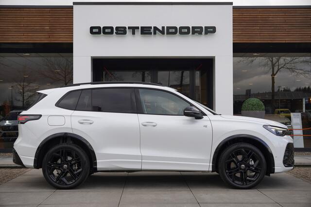 Volkswagen TIGUAN 1.5/272pk eHybrid R-Line Blackstyle VOL!|2025|Panoramadak|Trekhaak|Leer+Verwarming+Ventilatie|Head-up|20"Blackstyle|Harman Kardon|Discover Pro MAx