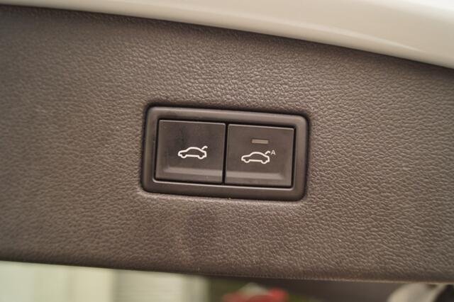 Volkswagen TIGUAN 2.0 TDI 150pk Comfortline Business 7-persoons -NAVI-ECC-