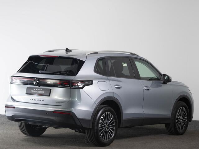 Volkswagen TIGUAN 1.5 eHybrid 204 PK DSG Life Edition | LED | Navigatie Via Smartphone | Trekhaak | Stoel & Stuurwielverwarming |