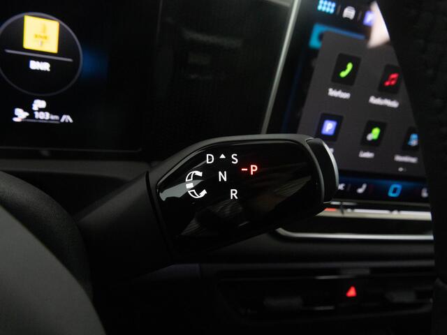 Volkswagen TIGUAN 1.5 eHybrid 204 PK DSG Life Edition | LED | Navigatie Via Smartphone | Trekhaak | Stoel & Stuurwielverwarming |