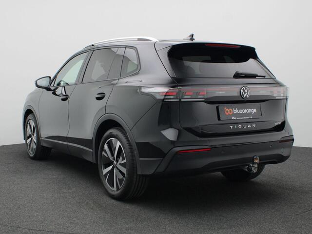 Volkswagen TIGUAN 1.5 eTSI Life Edition 150PK DSG full led, trekhaak, standkachel, adaptive cruise, side assist, stoelverwarming voor & achter, stuurwielverwarming, achteruitrijcamera, alarm, keyless, virtual pedal, 19" lichtmetaal