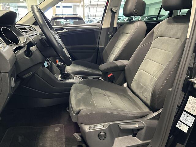 Volkswagen TIGUAN 1.5 Tsi 150pk DSG ACT Comfortline Business · Panoramadak · Apple/Android Car Play · Navi · Elek. Trekhaak · Elek. Achterklep · Alarm · 17'' Inch ·