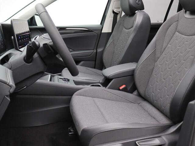 Volkswagen TIGUAN 1.5 eHybrid Life Edition 204PK DSG Pano-Schuifdak, Navi via Apple Carplay/Android Auto, Achteruitrijcamera, Alarm, Stoel en stuurverwarming, Keyless, Side Assist, Virtual Pedal, 17" LM Velgen