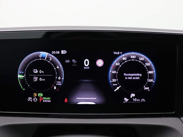 Volkswagen TIGUAN 1.5 eHybrid Life Edition 204PK DSG Pano-Schuifdak, Navi via Apple Carplay/Android Auto, Achteruitrijcamera, Alarm, Stoel en stuurverwarming, Keyless, Side Assist, Virtual Pedal, 17" LM Velgen