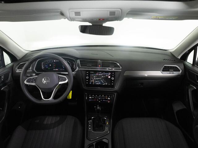 Volkswagen TIGUAN 1.5 TSI Life DSG | LED | Panoramadak | Navigatie | 7-zitter | Stoelverwarming |