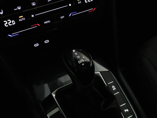 Volkswagen TIGUAN 1.5 TSI Life DSG | LED | Panoramadak | Navigatie | 7-zitter | Stoelverwarming |