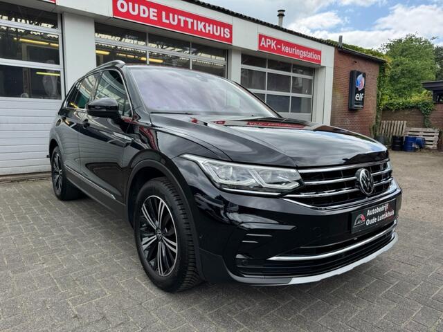 Volkswagen TIGUAN 1.5TSI 150PK DSG Elegance Camera ACC Carplay Navi