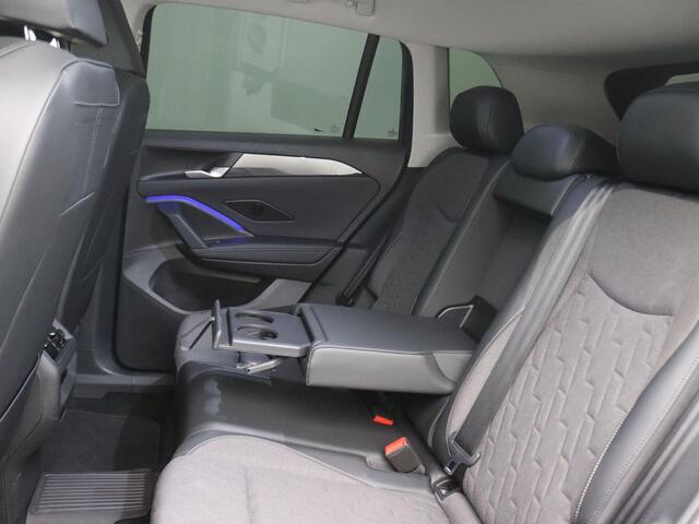 Volkswagen TIGUAN 1.5 eHybrid Life Edition 204PK DSG Navi via Apple Carplay/Android Auto, Achteruitrijcamera, Side Assist, Keyless, Stoel-Stuurverwarming, Elektr. Achterklep, 19" LM Velgen