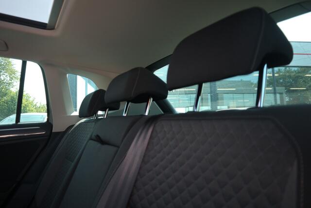 Volkswagen TIGUAN 1.4 TSI Comfortline Business | Virtual Cockpit | Stoelverwarming | ACC