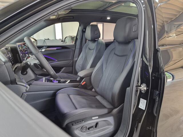 Volkswagen TIGUAN 1.5 eHybrid R-Line 272pk | Varenna leder | Pano | Trekhaak | IQ. Matrix | Black Style | 360 camera | Head-up