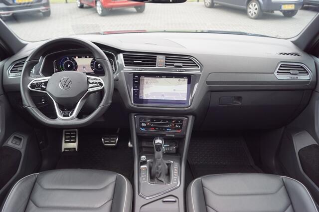 Volkswagen TIGUAN 1.4 TSI e-Hybrid R-Line 245pk/ Panodak/Leer/Trekhaak/Head-up/360gr camera/ DCC / ACC