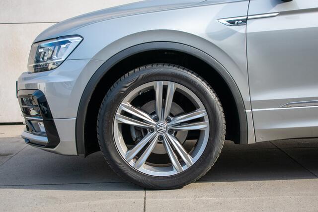 Volkswagen TIGUAN 1.4 TSI Highline R-line -ACC-Navi-Led-Trekhaak-