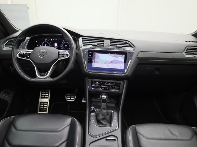 Volkswagen TIGUAN 1.4 TSIeHybrid 180kW/245PK R-Line DSG · Panoramadak · Leder · Elektrische stoelen · Verwarmde achterbank · 360 gr. Camera · Dodehoeksensor · Matrix Led