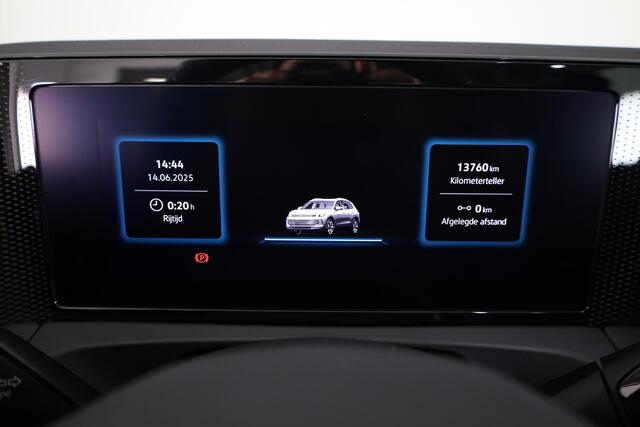 Volkswagen TIGUAN 1.5 eTSI Life Edition Automaat (DSG) | Verlengde garantie | Panoramadak | Elektr. trekhaak | Parkeersensoren (Park assist) | Rondomzicht camera | Stoelverwarming | Head-up display |