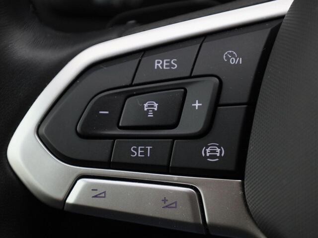 Volkswagen TIGUAN 1.5TSI/150PK Life DSG · Navigatie · Trekhaak · Camera · Massagefunctie