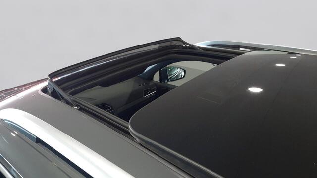 Volkswagen TIGUAN 1.4 TSI eHybrid R-Line Business+ | Panoramadak |