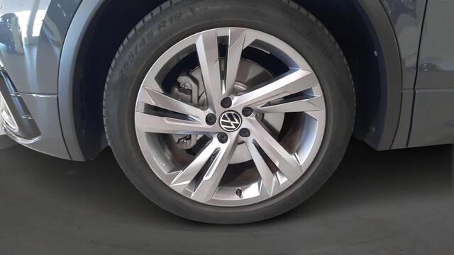 Volkswagen TIGUAN 1.4 TSI eHybrid R-Line Business+ | Panoramadak |