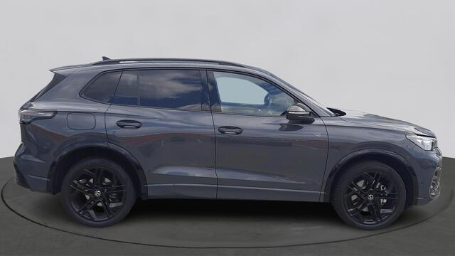 Volkswagen TIGUAN 1.5 eHybrid R-Line Business | Design Pack | Ass Pack Plus | Comfort Pack Plus Black Style | Panormadak