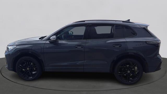 Volkswagen TIGUAN 1.5 eHybrid R-Line Business | Design Pack | Ass Pack Plus | Comfort Pack Plus Black Style | Panormadak