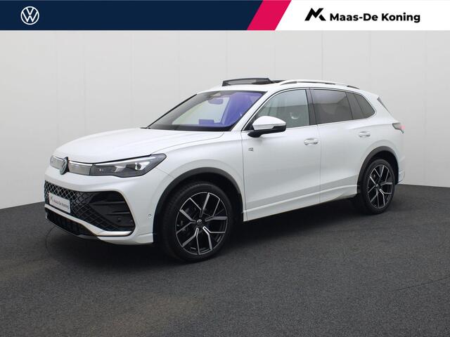 Volkswagen TIGUAN 1.5 eTSI/150PK R-Line DSG · Panoramadak · Trekhaak · 360° Camera + Parkeersensoren · Head-Up Display · Harman Kardon · Achterbank verwarmd · Garantie tot 01-01-2026